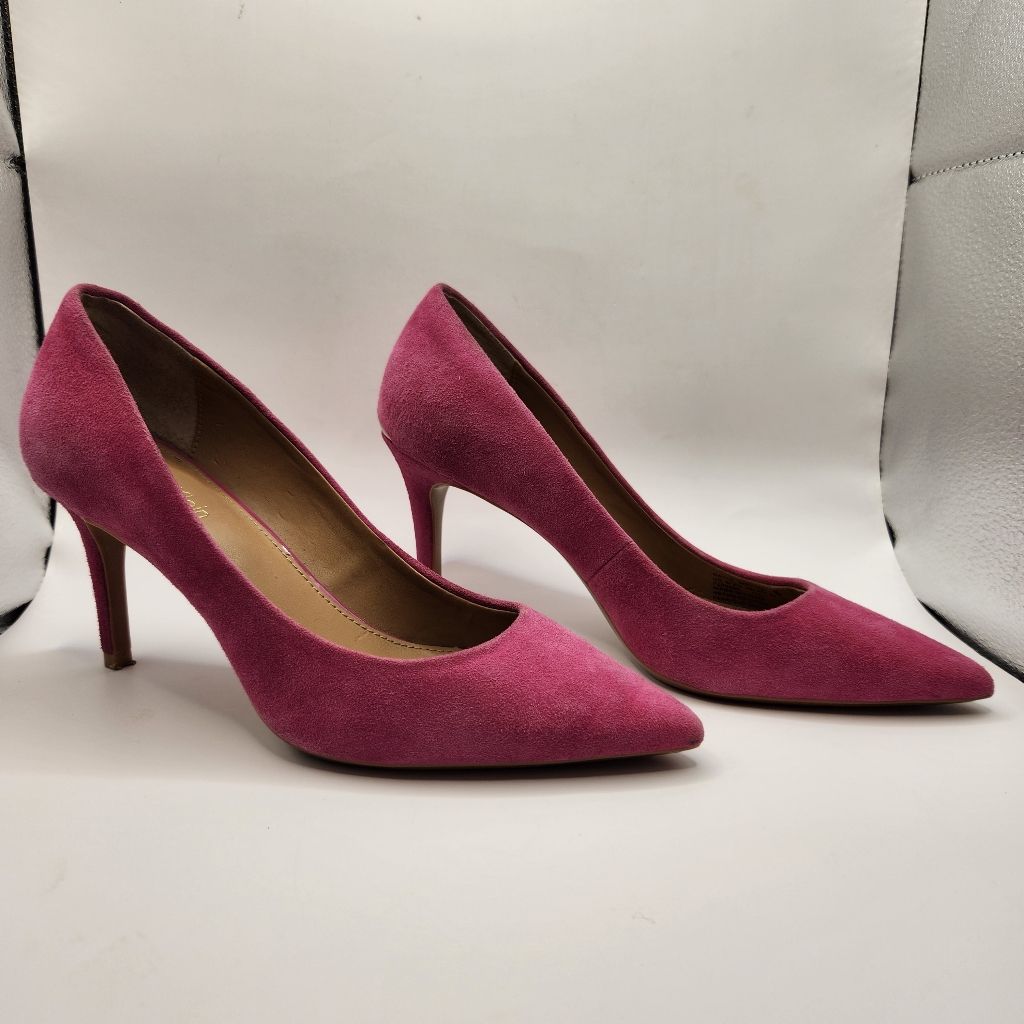 Calvin Klein Gayle Barbie Pink Suede Pumps 3" Heels Size 6